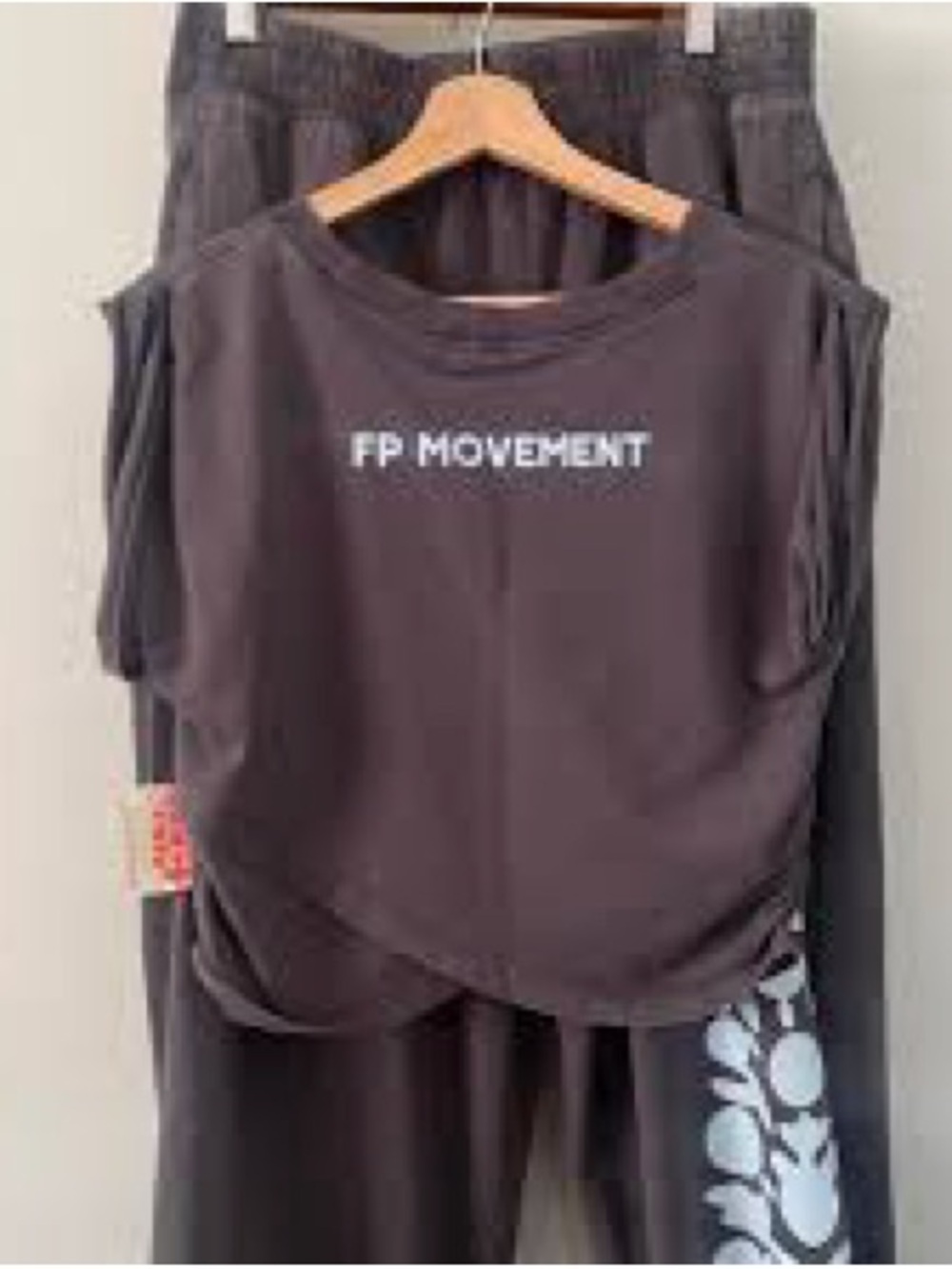 Free people crossover set - Picture 3 of 9